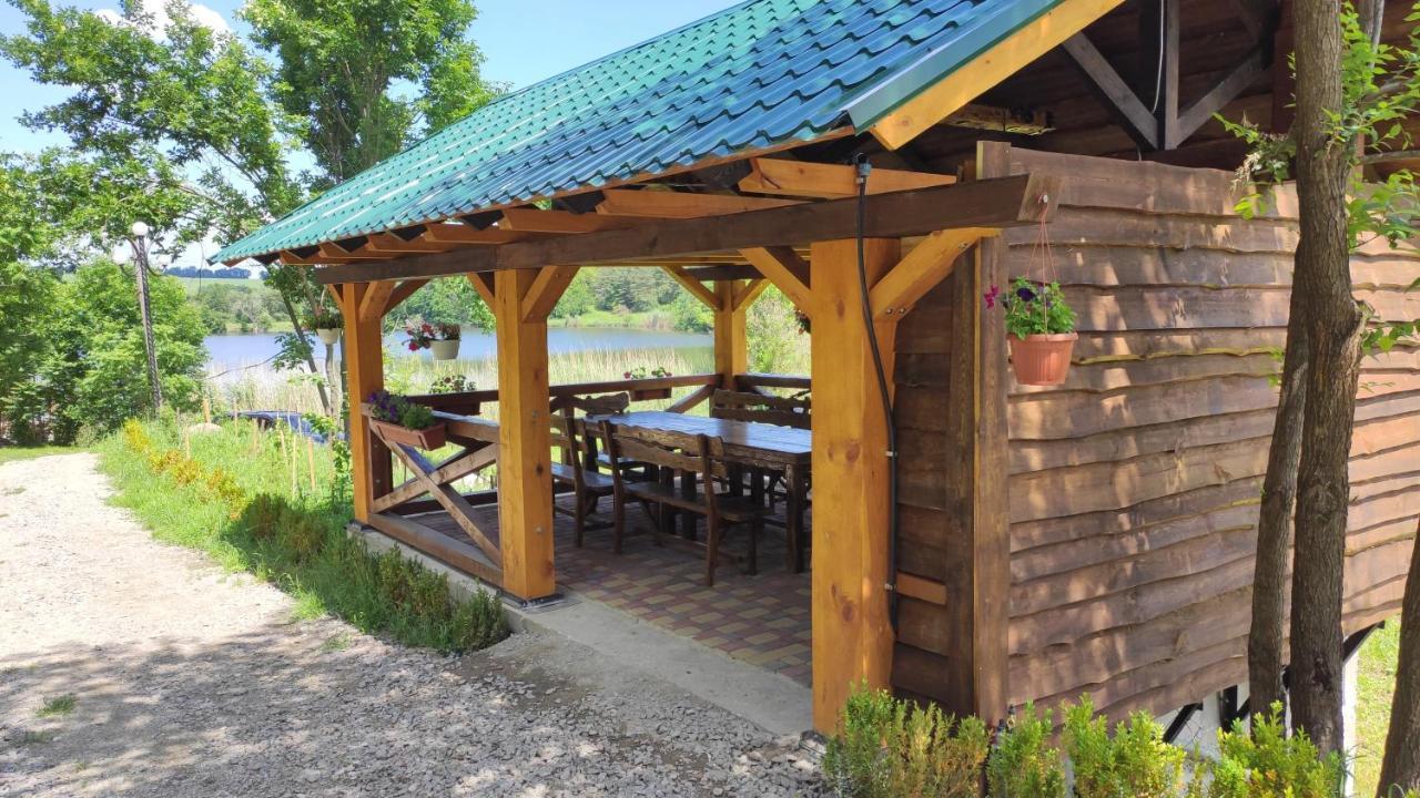 Zavadivka Zelenaya Usad'Ba Stavbor מראה חיצוני תמונה